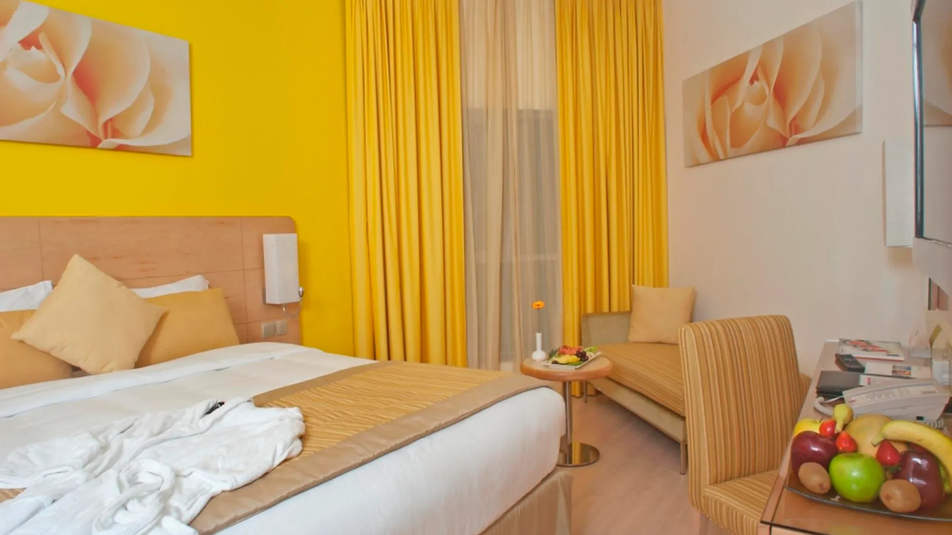Al Khoory Executive Hotel, Al Wasl Dubai 3*,  United Arab Emirates
