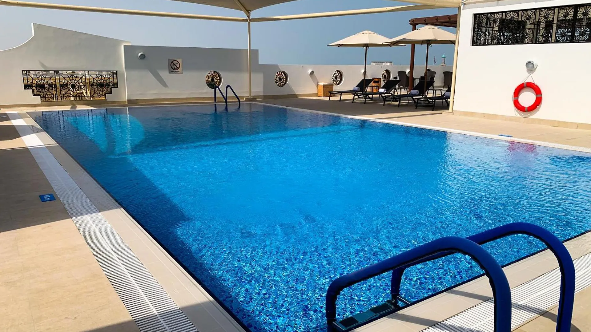 Al Khoory Executive Hotel, Al Wasl Dubai Hotel